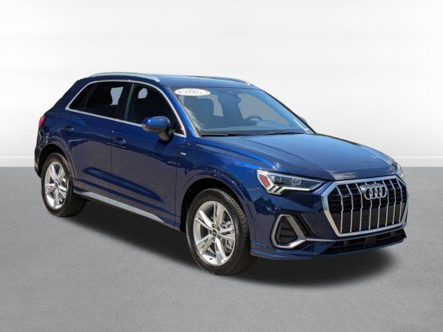 2024 Audi Q3 S Line Premium