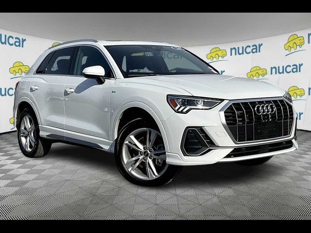 2024 Audi Q3 S Line Premium