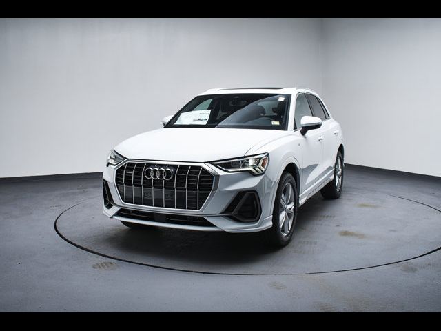 2024 Audi Q3 S Line Premium