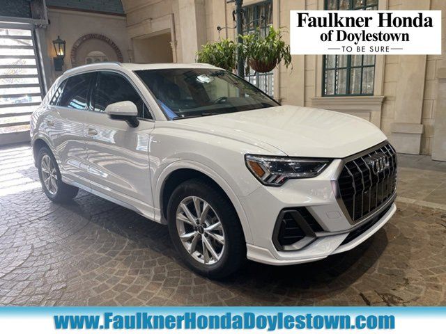 2024 Audi Q3 S Line Premium