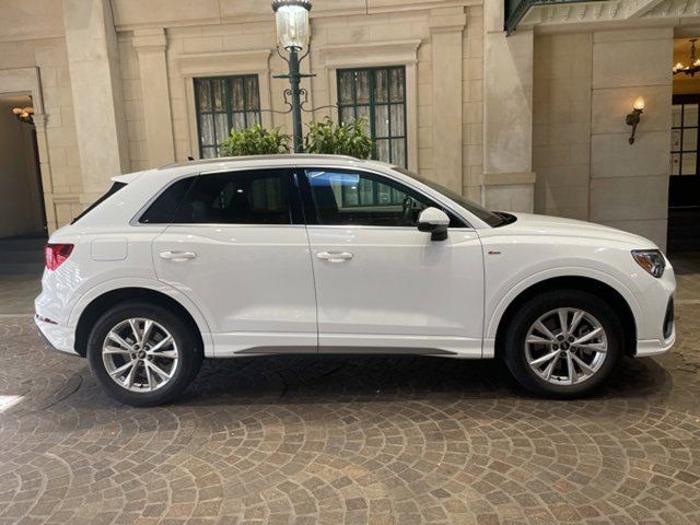 2024 Audi Q3 S Line Premium