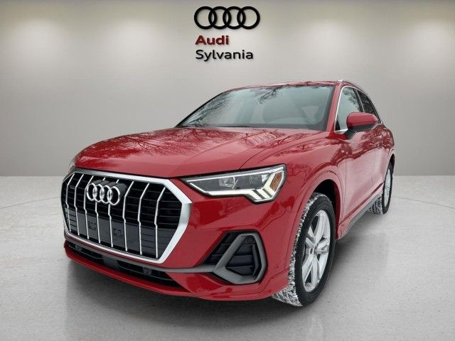 2024 Audi Q3 S Line Premium