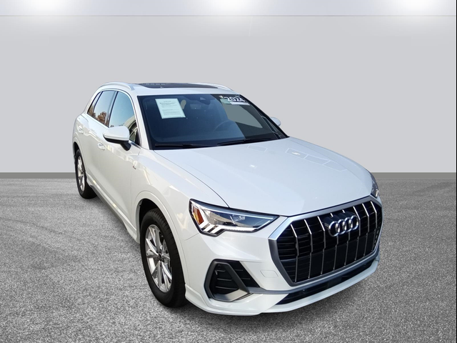 2024 Audi Q3 S Line Premium