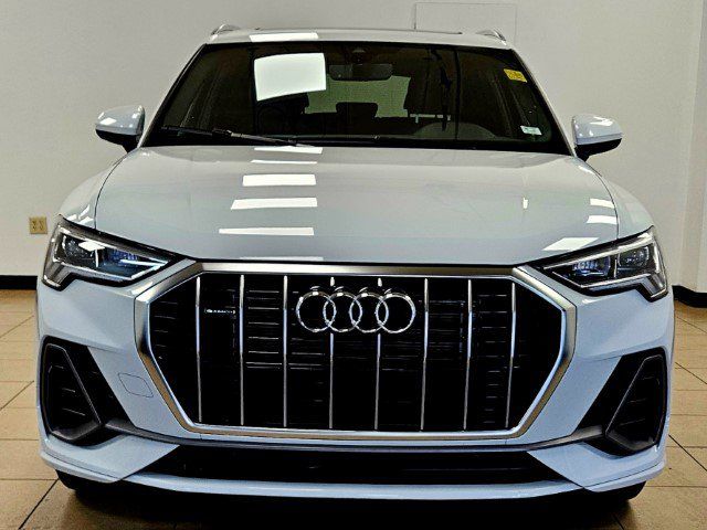 2024 Audi Q3 S Line Premium