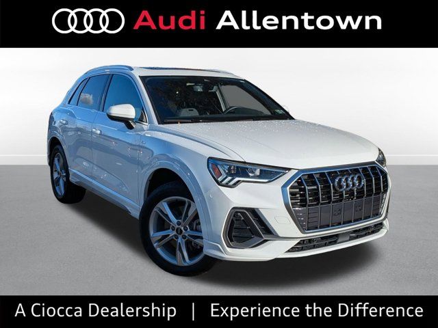 2024 Audi Q3 S Line Premium