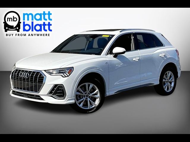 2024 Audi Q3 S Line Premium