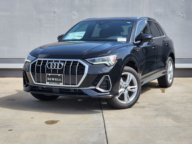 2024 Audi Q3 S Line Premium