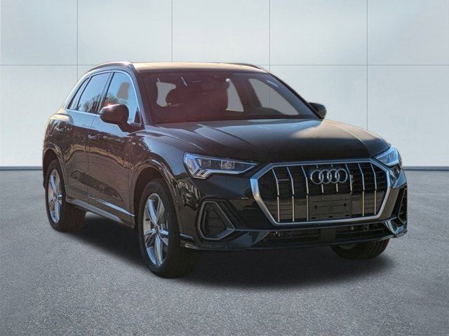 2024 Audi Q3 S Line Premium