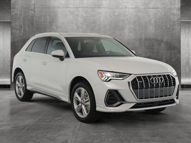 2024 Audi Q3 S Line Premium