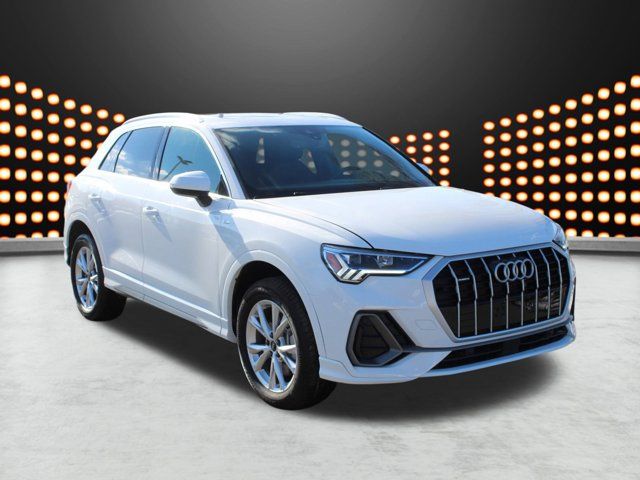 2024 Audi Q3 S Line Premium