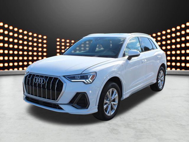 2024 Audi Q3 S Line Premium