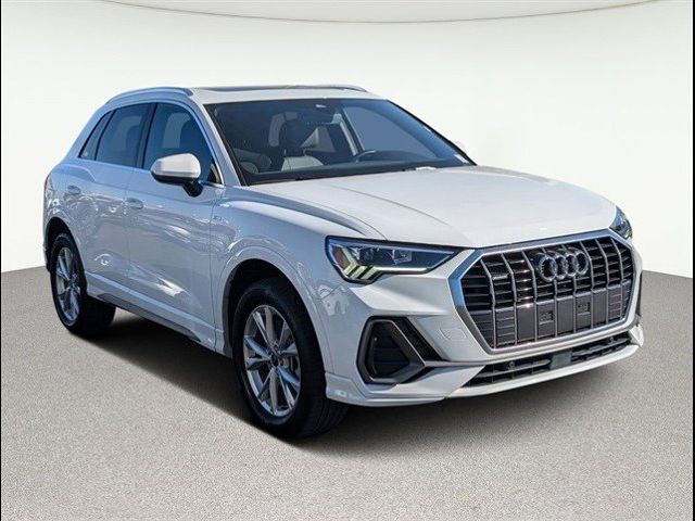 2024 Audi Q3 S Line Premium