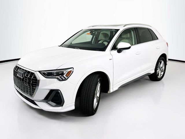 2024 Audi Q3 S Line Premium