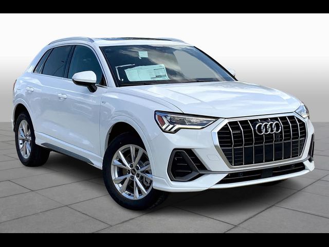 2024 Audi Q3 S Line Premium