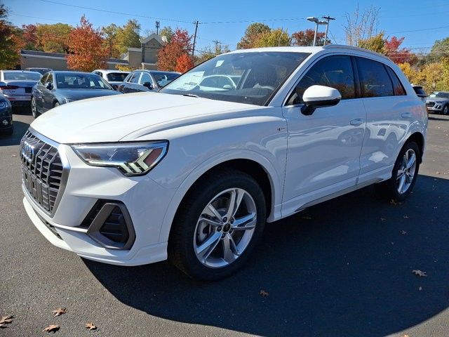 2024 Audi Q3 S Line Premium