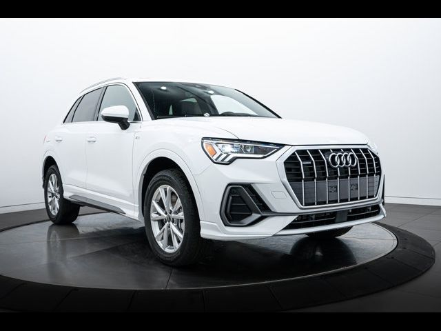 2024 Audi Q3 S Line Premium