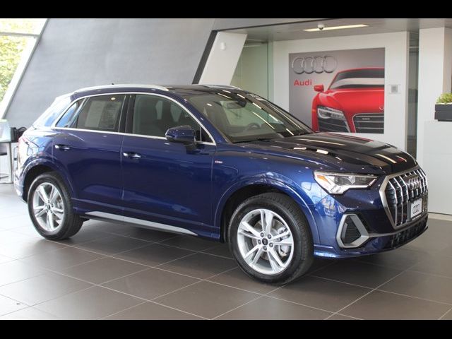 2024 Audi Q3 S Line Premium