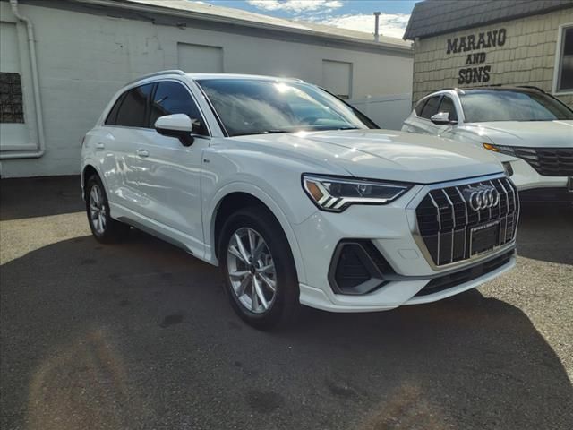 2024 Audi Q3 S Line Premium