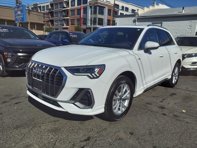 2024 Audi Q3 S Line Premium