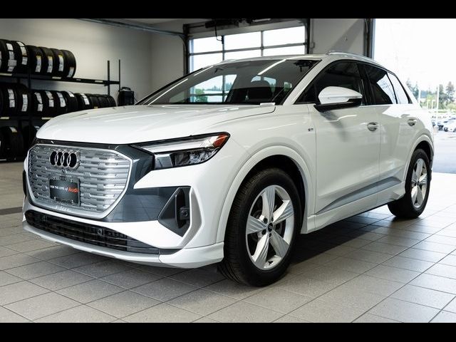 2024 Audi Q4 e-tron Premium