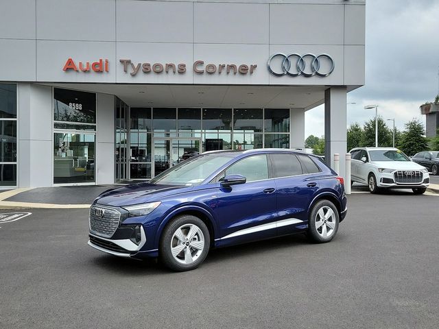 2024 Audi Q4 e-tron Premium