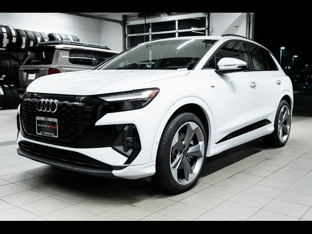 2024 Audi Q4 e-tron Premium Plus