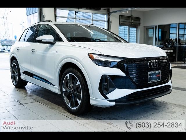 2024 Audi Q4 e-tron Premium Plus