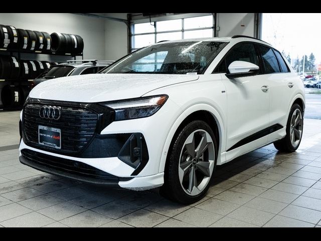 2024 Audi Q4 e-tron Premium Plus