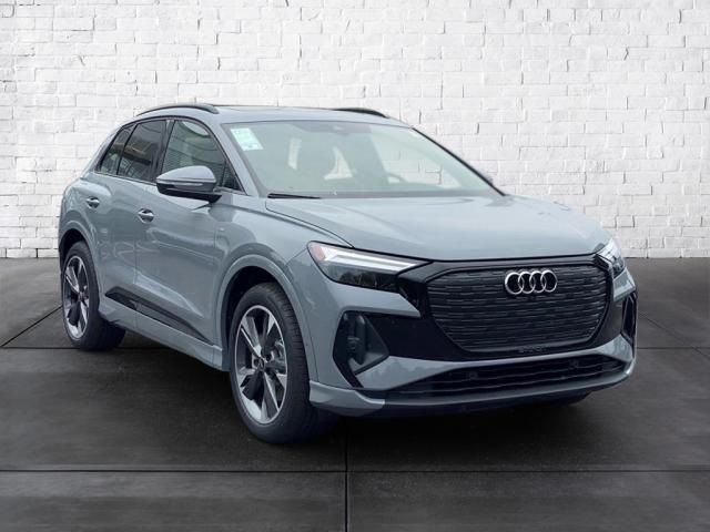 2024 Audi Q4 e-tron Premium Plus