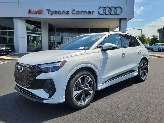 2024 Audi Q4 e-tron Premium Plus