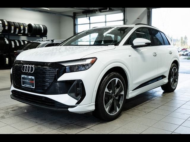 2024 Audi Q4 e-tron Premium Plus