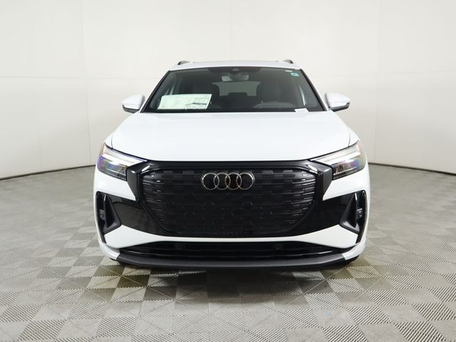 2024 Audi Q4 e-tron Premium Plus