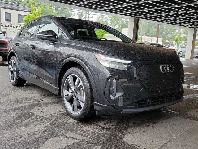 2024 Audi Q4 e-tron Premium Plus