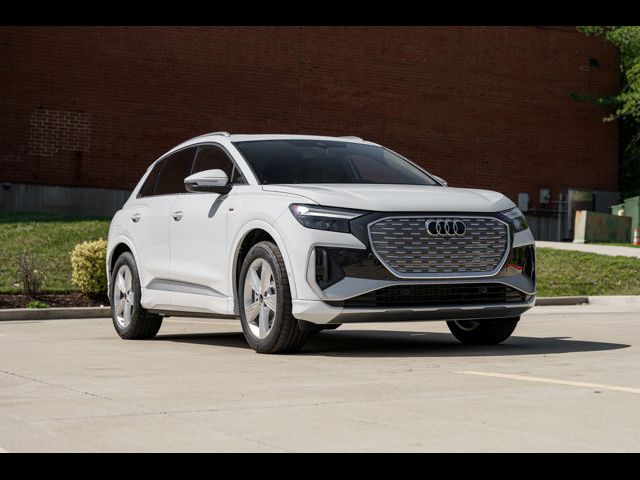 2024 Audi Q4 e-tron Premium Plus