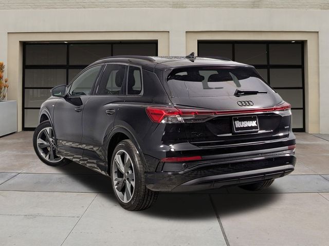 2024 Audi Q4 e-tron Premium Plus