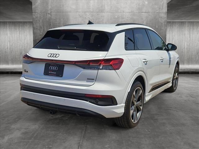 2024 Audi Q4 e-tron Premium Plus