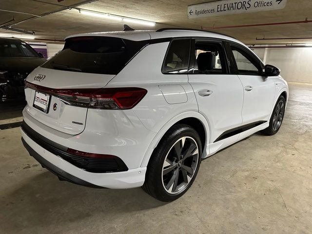 2024 Audi Q4 e-tron Premium Plus