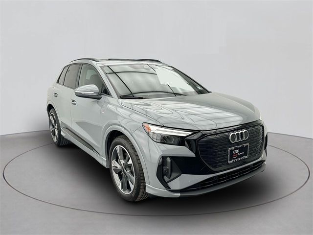 2024 Audi Q4 e-tron Premium Plus