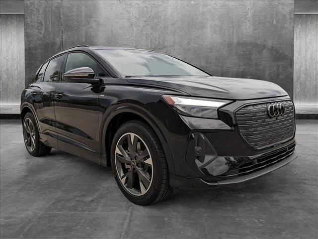 2024 Audi Q4 e-tron Premium Plus