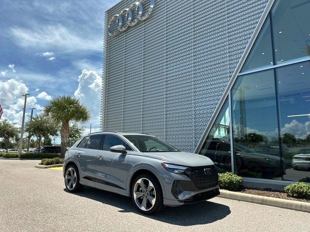 2024 Audi Q4 e-tron Premium Plus