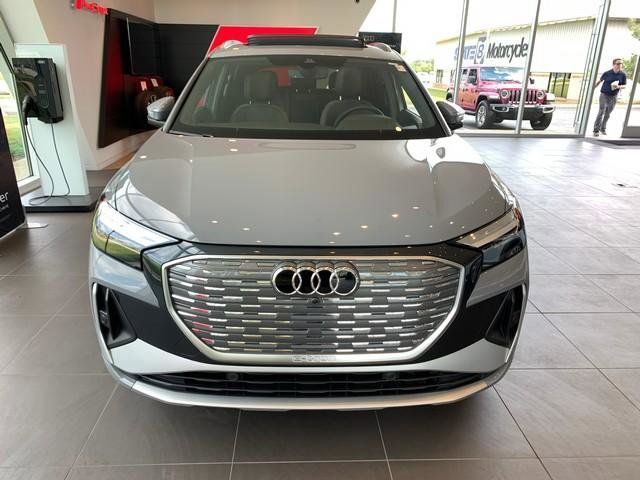 2024 Audi Q4 e-tron Premium Plus