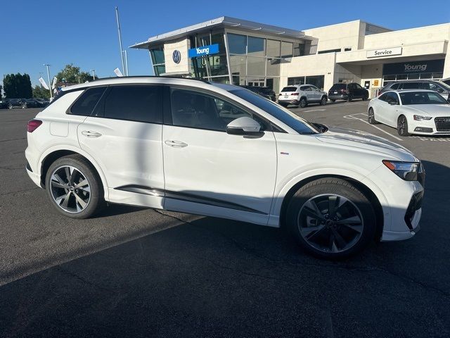 2024 Audi Q4 e-tron Premium Plus