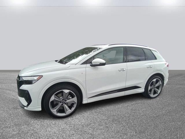 2024 Audi Q4 e-tron Premium Plus