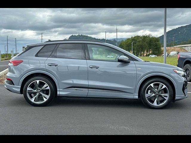 2024 Audi Q4 e-tron Premium Plus