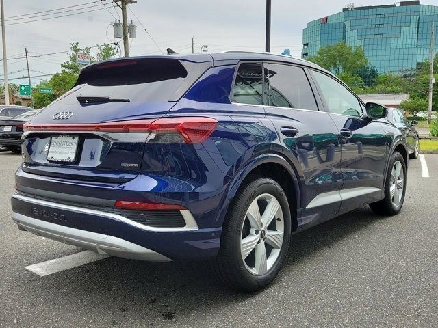 2024 Audi Q4 e-tron Premium Plus