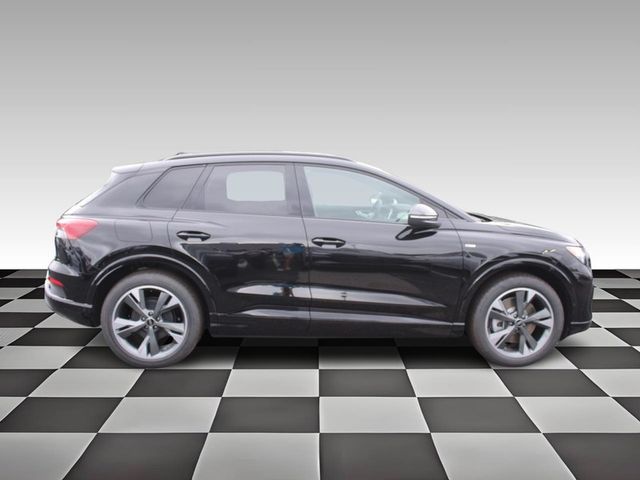 2024 Audi Q4 e-tron Premium Plus