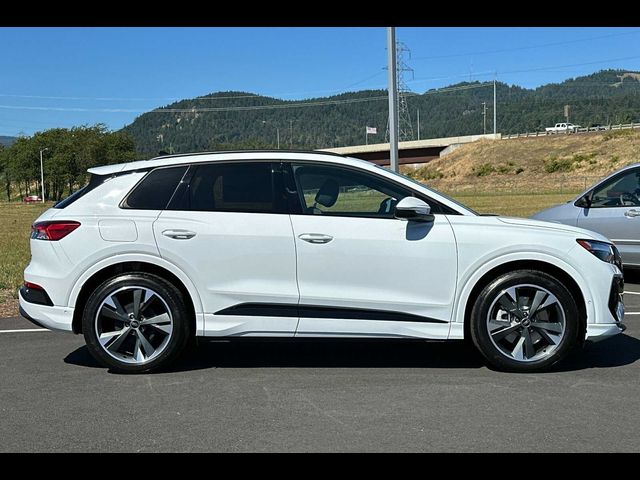 2024 Audi Q4 e-tron Premium Plus