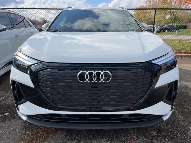 2024 Audi Q4 e-tron Premium Plus