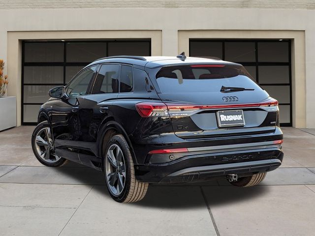 2024 Audi Q4 e-tron Premium Plus