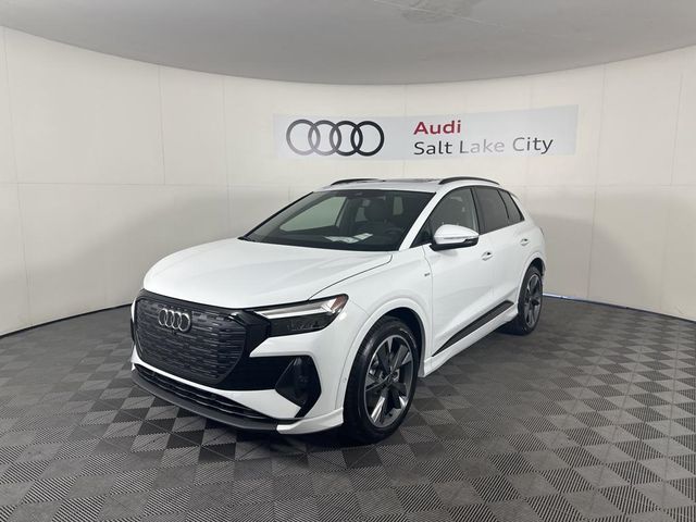 2024 Audi Q4 e-tron Premium Plus